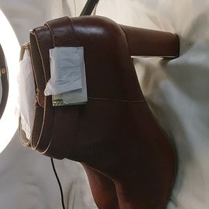 Pair of Aerosoles shoes